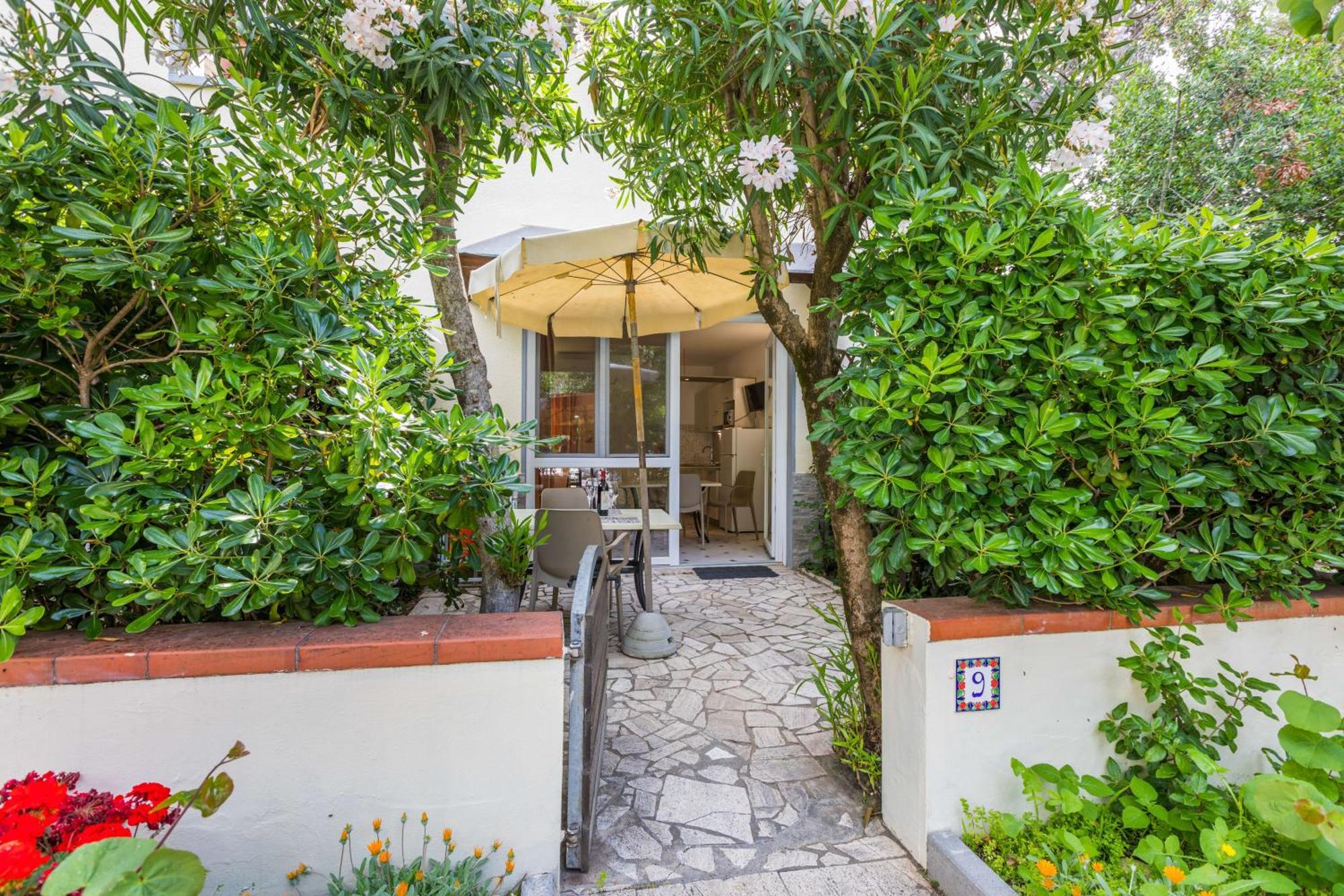 Residence Casa Di Caccia มารินา ดิ บิบโบนา ภายนอก รูปภาพ