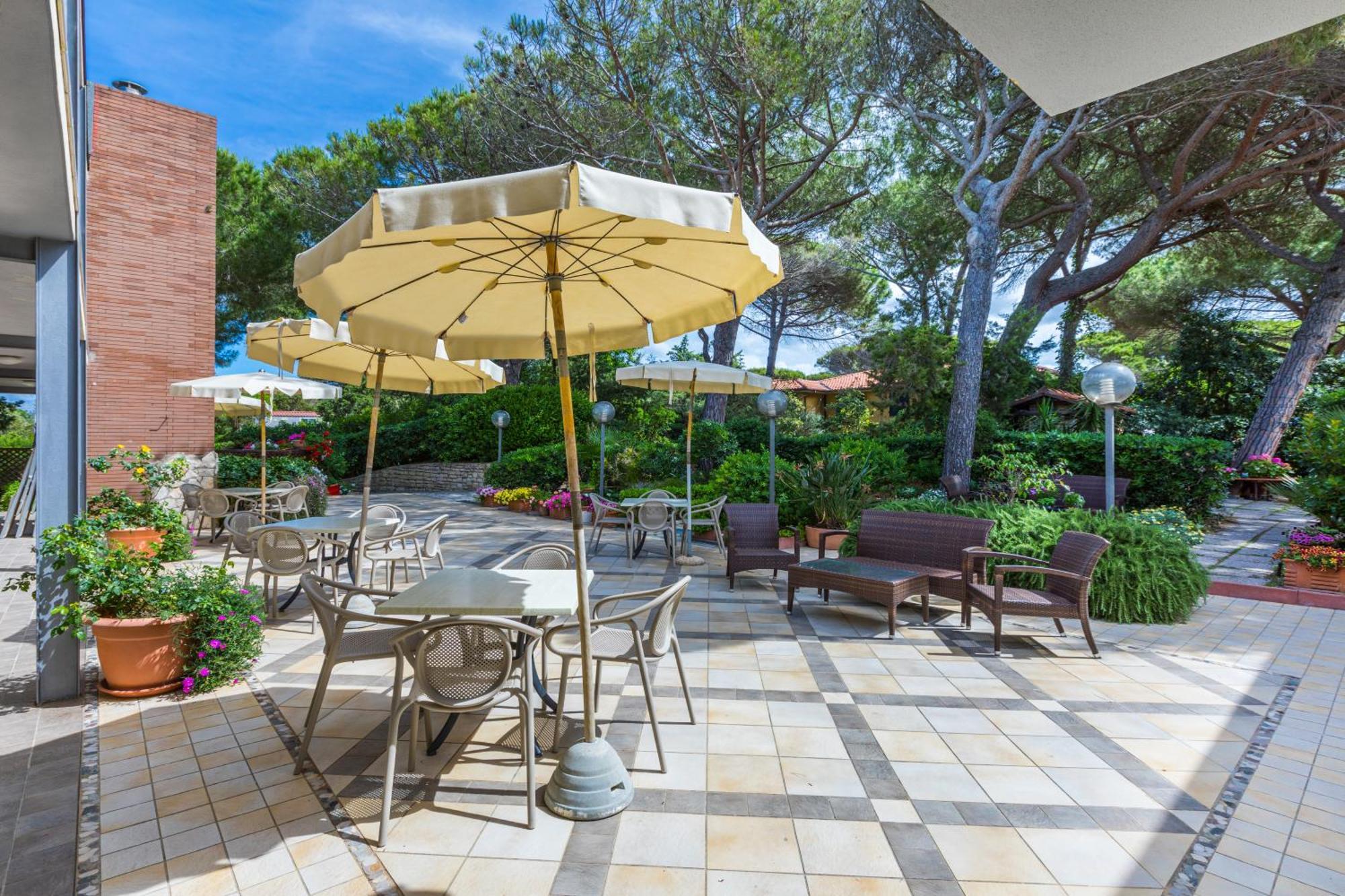 Residence Casa Di Caccia มารินา ดิ บิบโบนา ภายนอก รูปภาพ