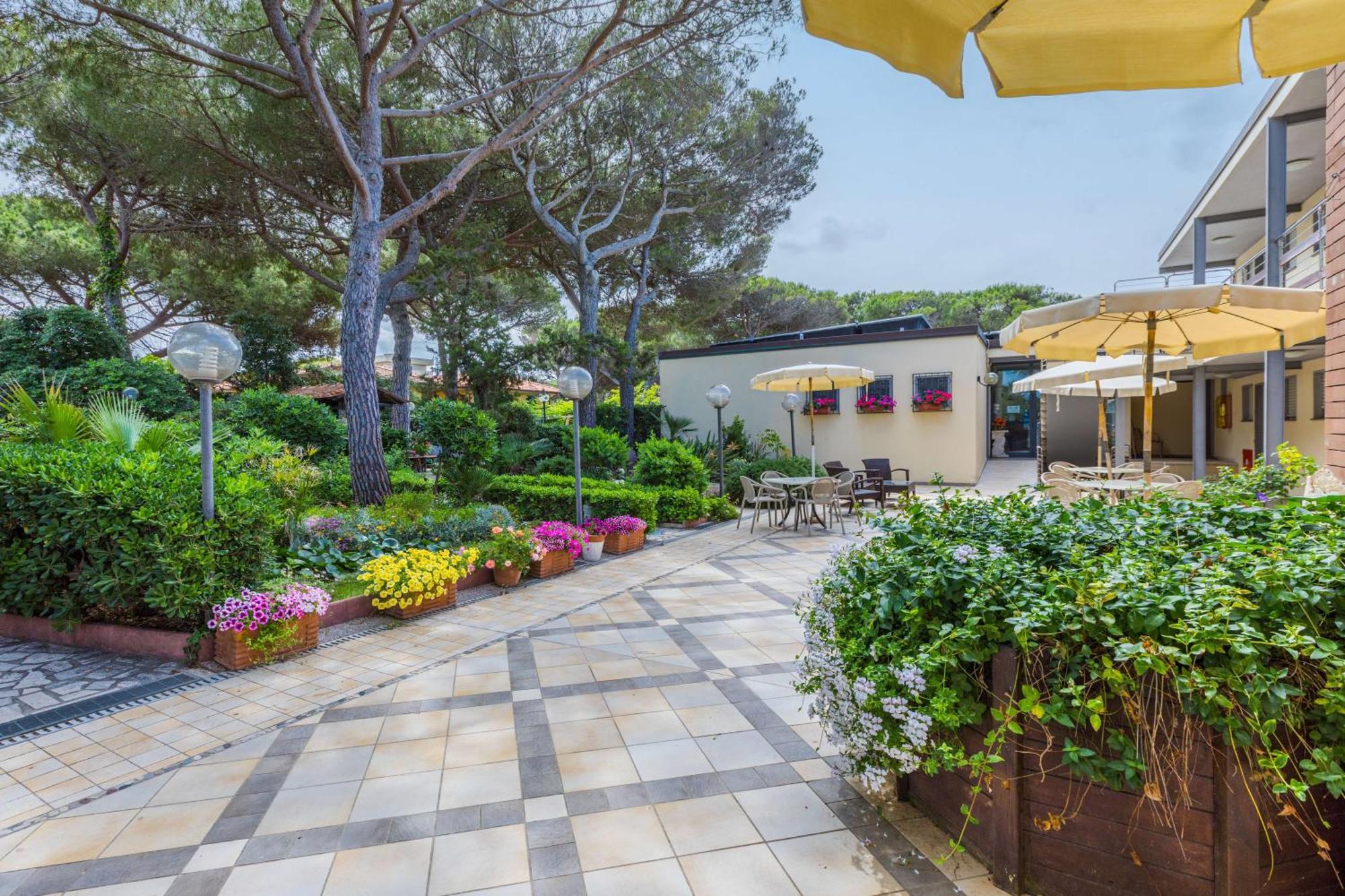Residence Casa Di Caccia มารินา ดิ บิบโบนา ภายนอก รูปภาพ